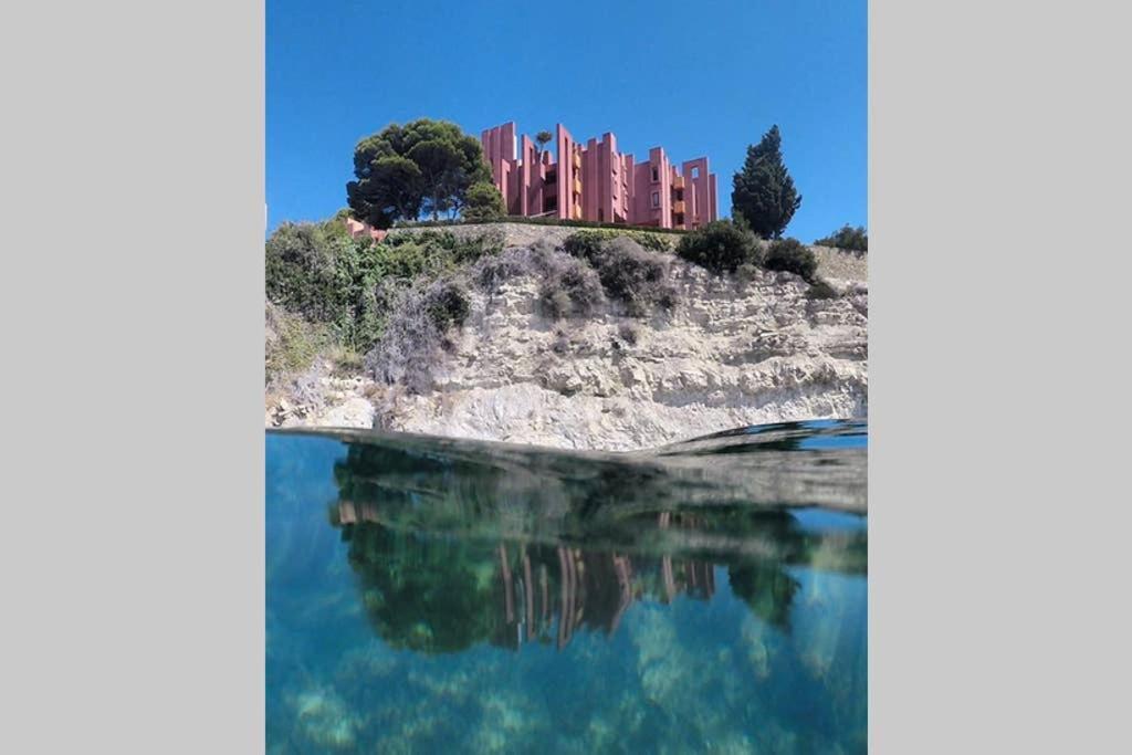 La Muralla Roja 칼페 외부 사진