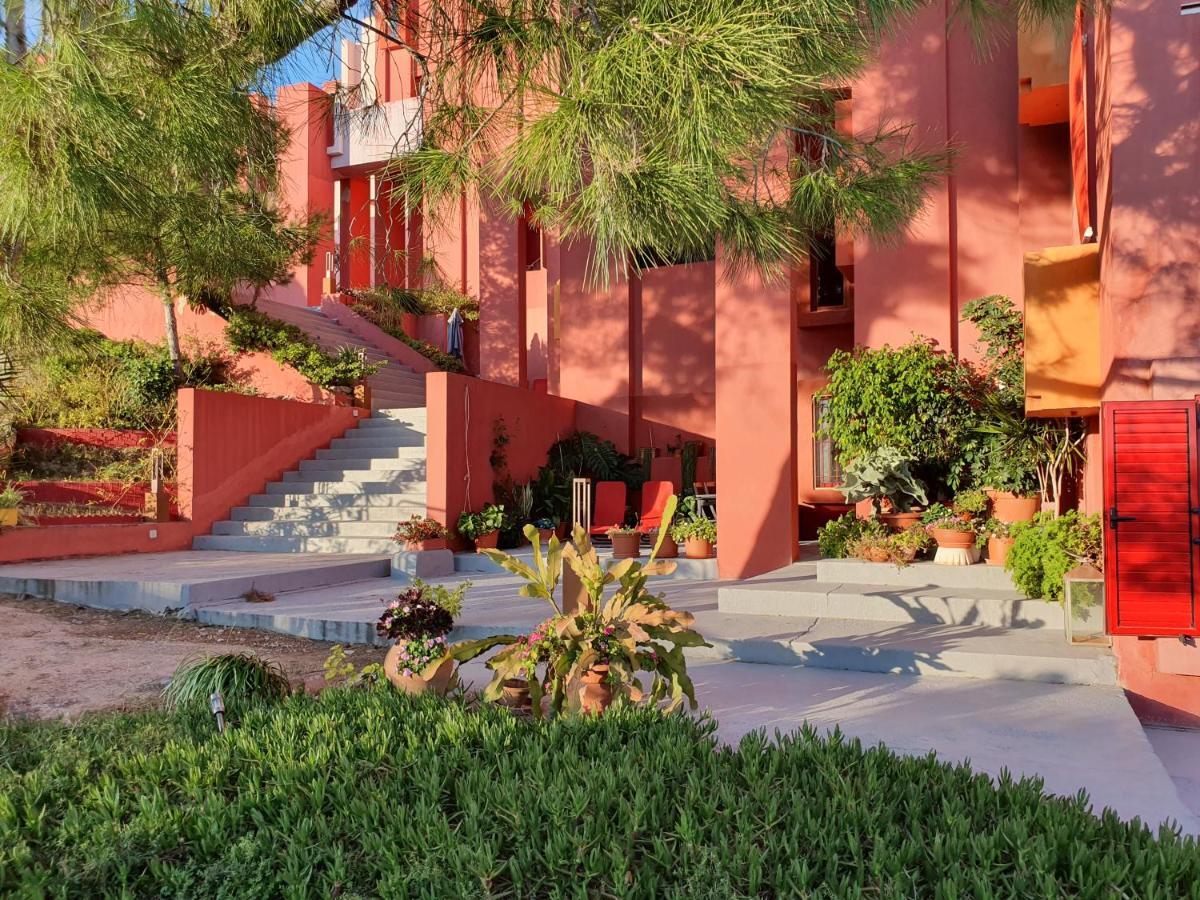 La Muralla Roja 칼페 외부 사진
